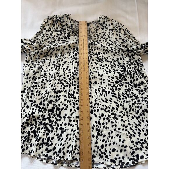 Karen Kane Women’s Long Sleeve Lace Up Cheetah Print Blouse Black Ivory XL - Picture 6 of 10